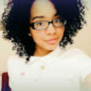 Meet your Posher, Jayra